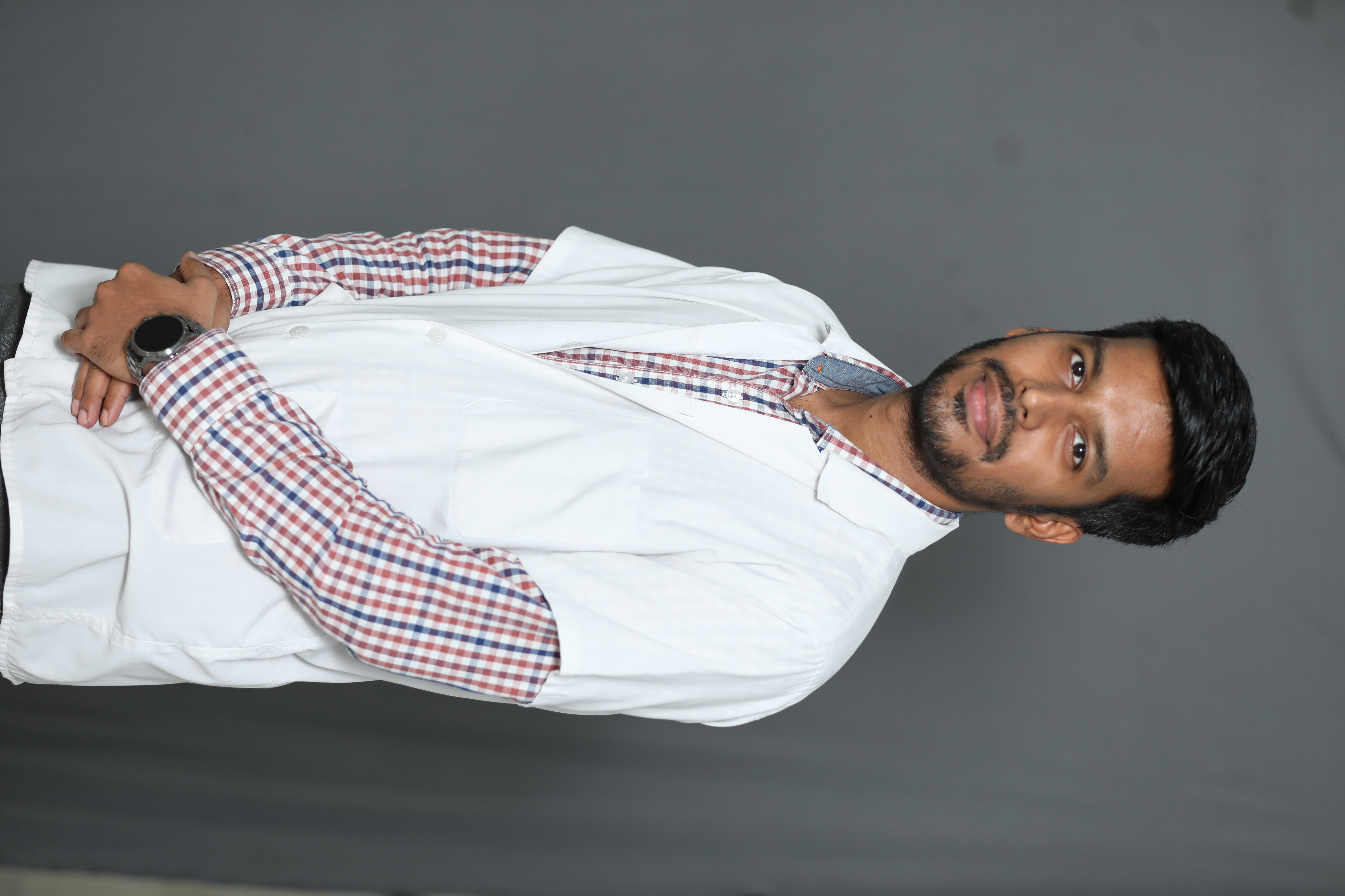 Dr. Sujeet Khiste